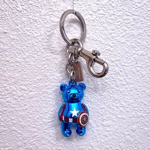 BNWT Coach x Marvel captain America metal teddy bear keychain keyring charm